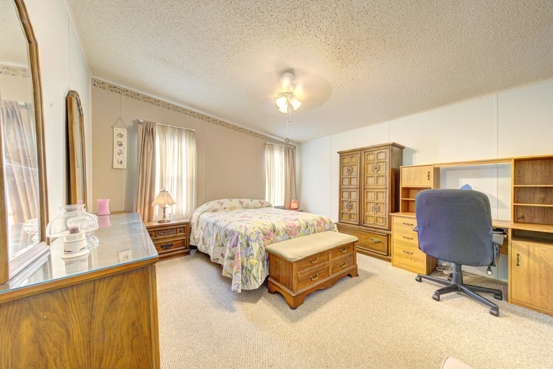 Photo of 170 Rosewood Drive