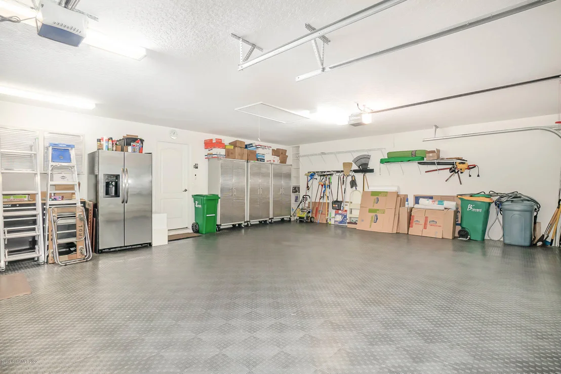 Photo of 3325 Sansome Circle