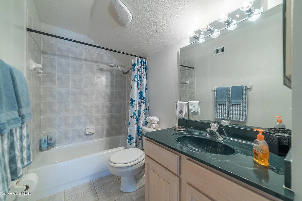 Photo of 215 Clyde Street