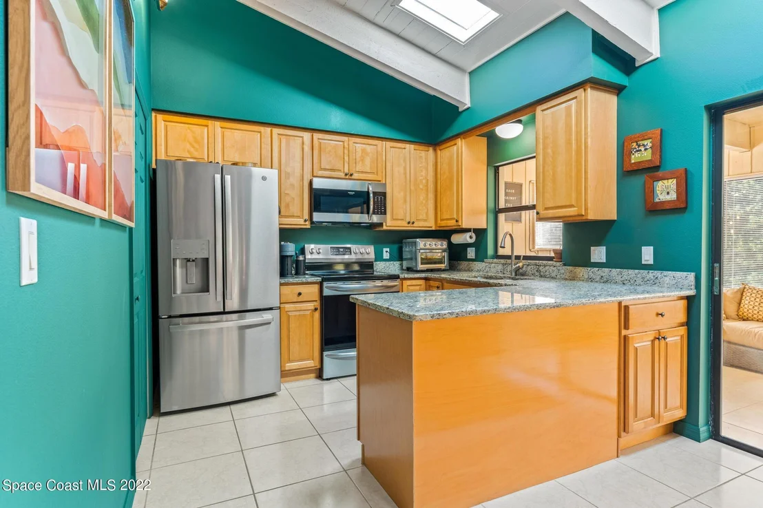 Photo of 307 Myrtlewood Road