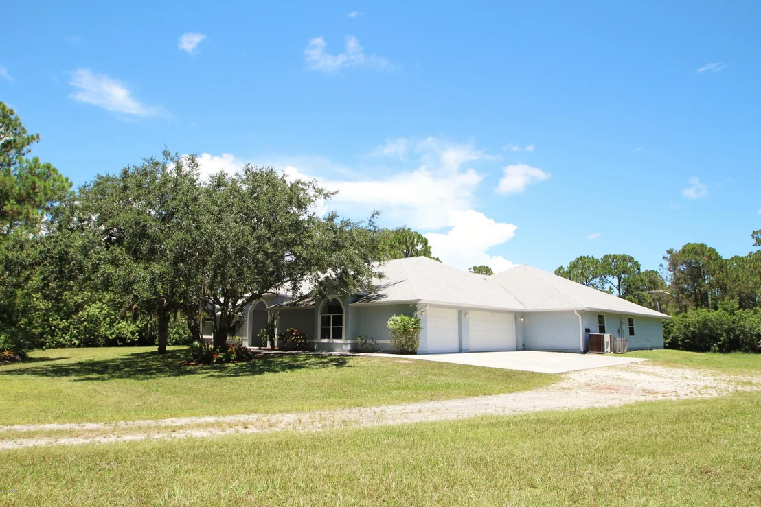 Photo of 2750 Grant Road