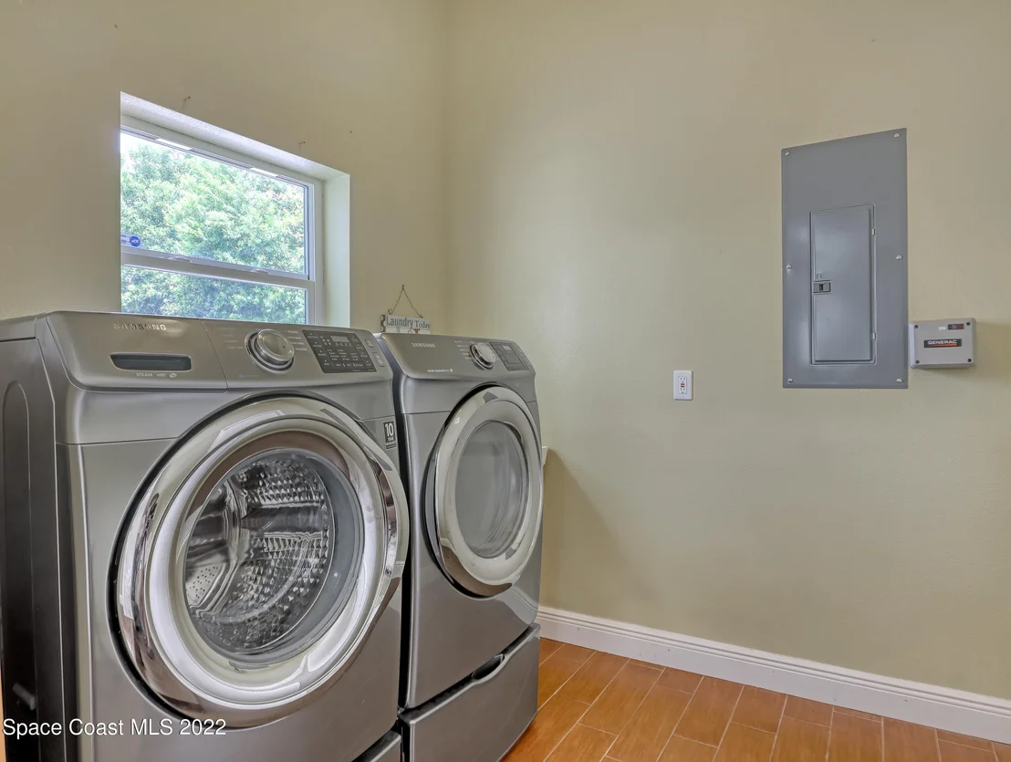 Photo of 3119 Indian River Drive