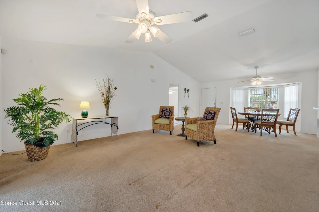 Photo of 786 Seven Gables Circle SE