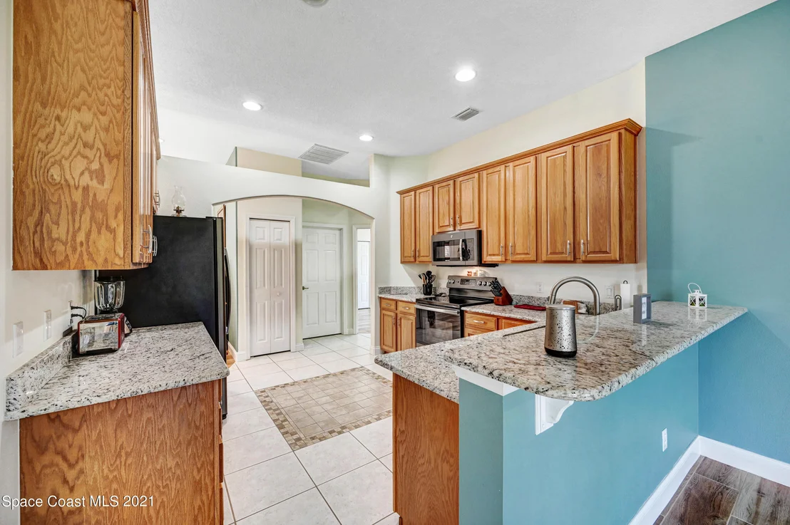 Photo of 2571 Canterbury Circle