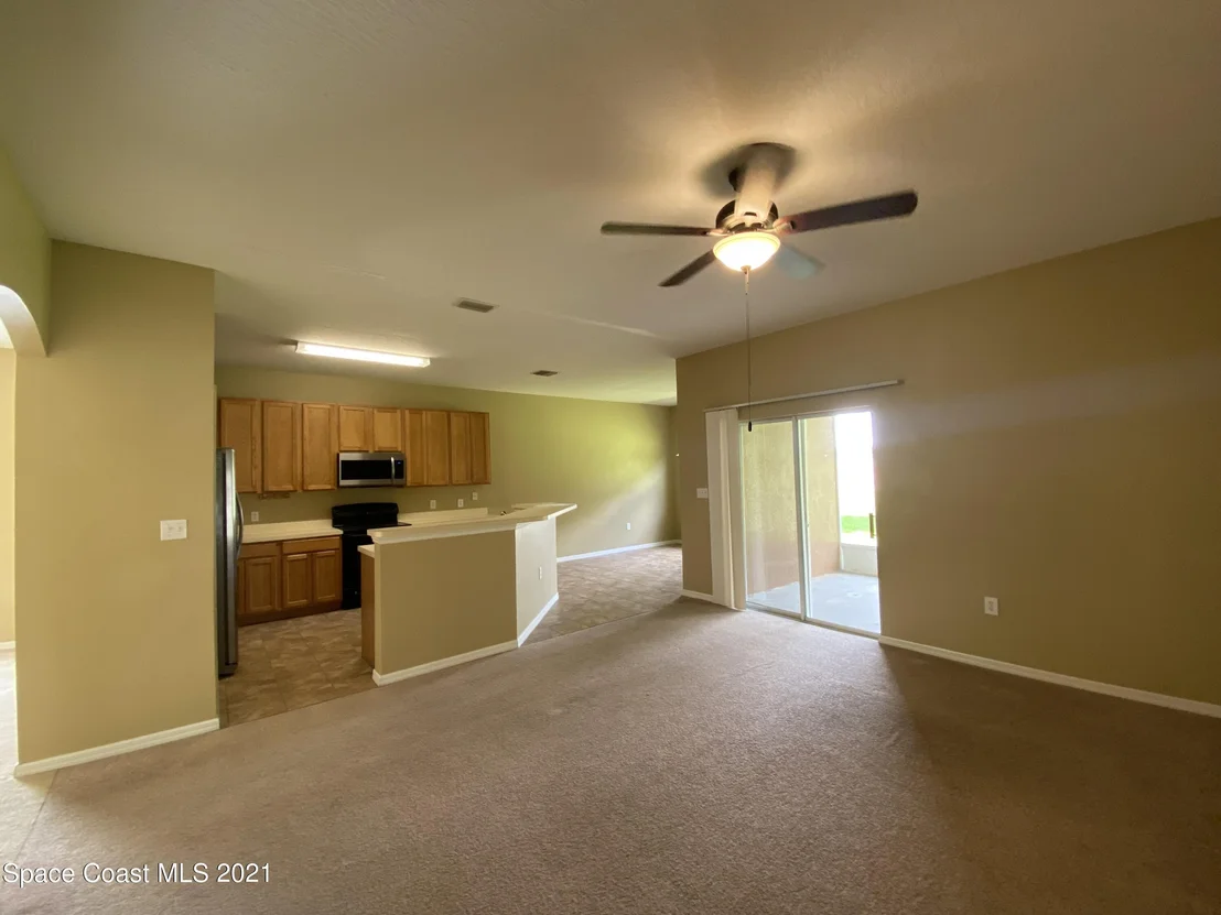 Photo of 300 Cavern Ave Avenue SE
