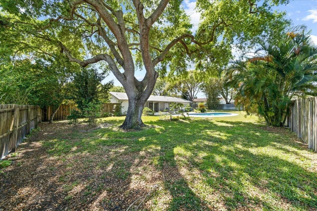 Photo of 308 Clayton Avenue