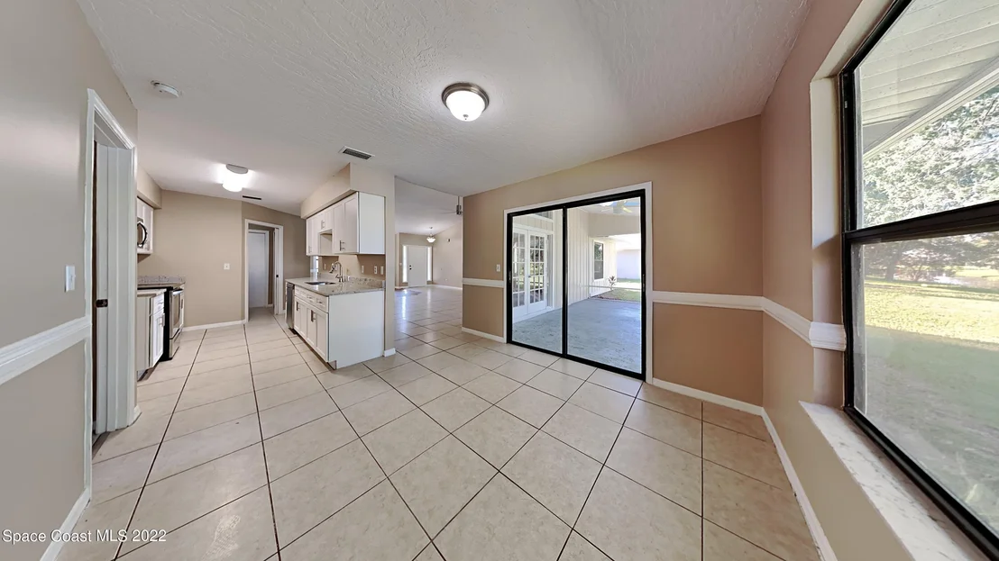 Photo of 526 Deerfield Drive