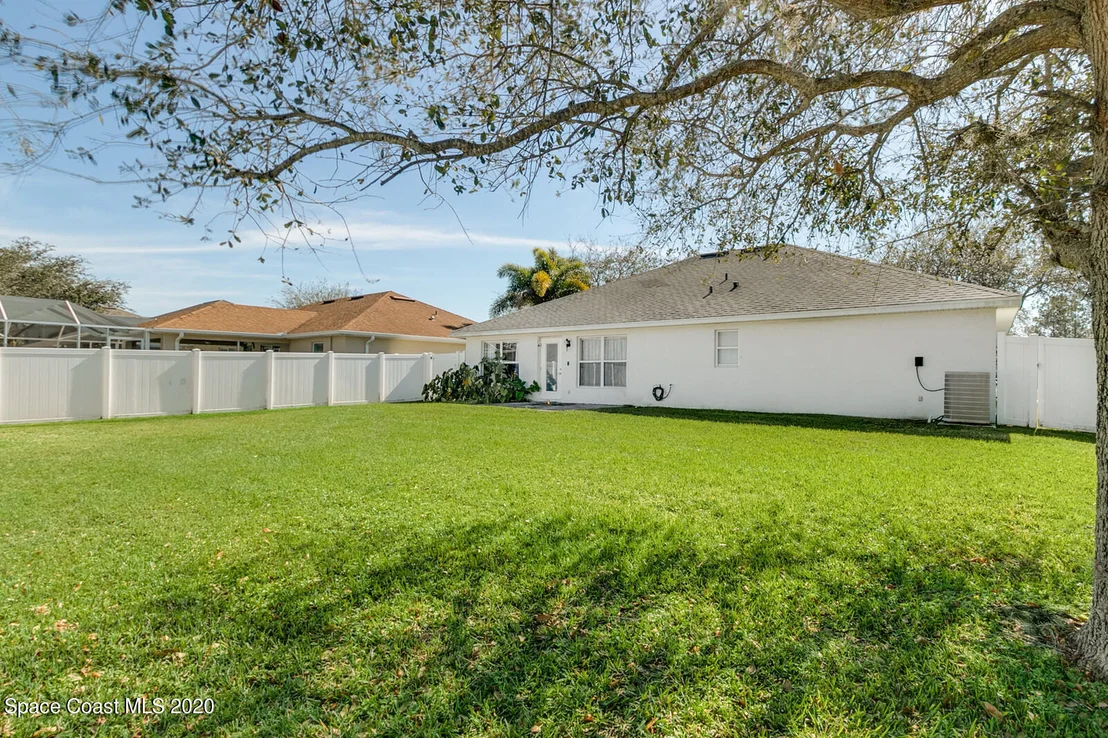 Photo of 1591 Whitman Drive