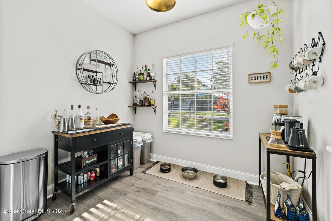 Photo of 362 Waterside Circle