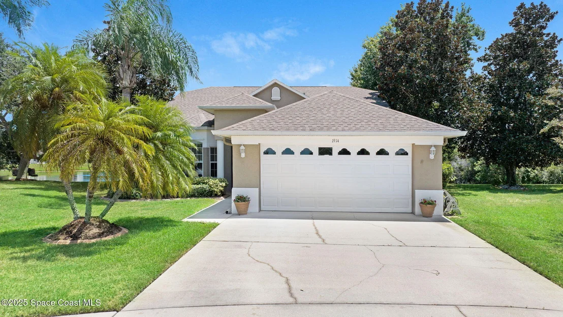 Photo of 1914 Ficus Point Drive