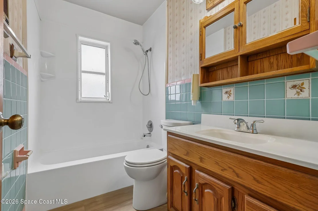 Photo of 230 Gray Road
