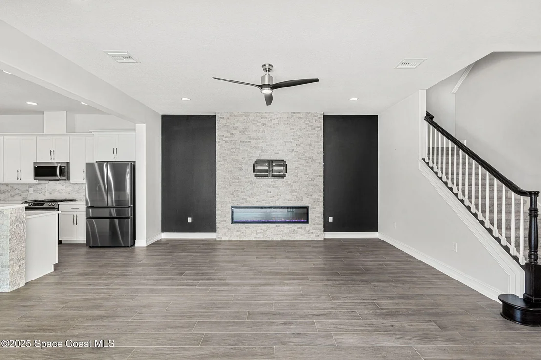 Photo of 2372 Pravny Lane