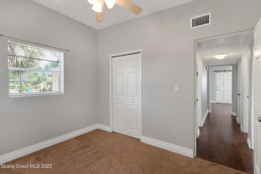 Photo of 1297 Ridgewood Drive