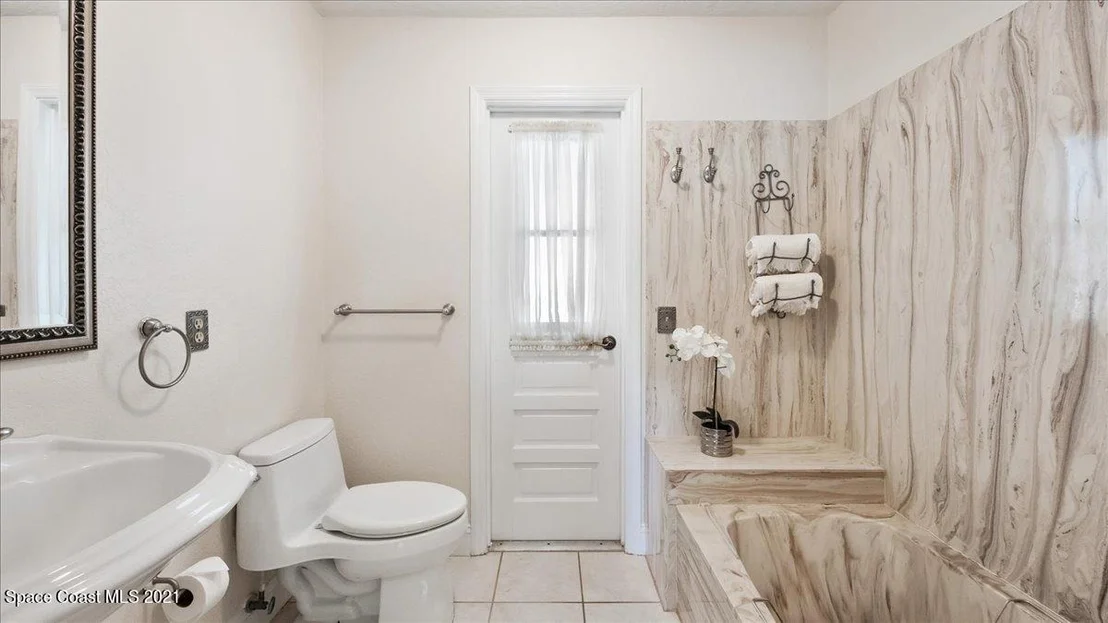Photo of 528 Solitaire Palm Drive