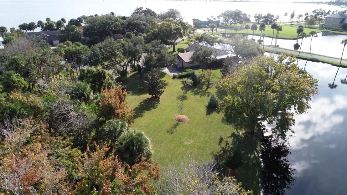 Photo of 3605 Indian River Drive N