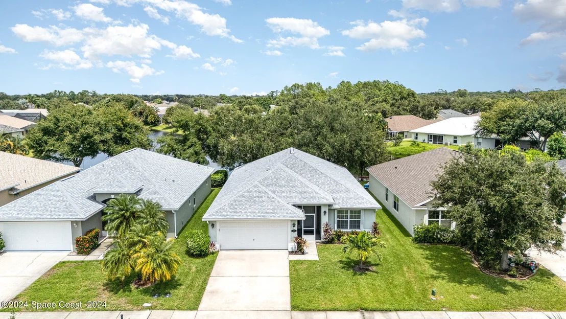 Photo of 2370 Stratford Pointe Drive
