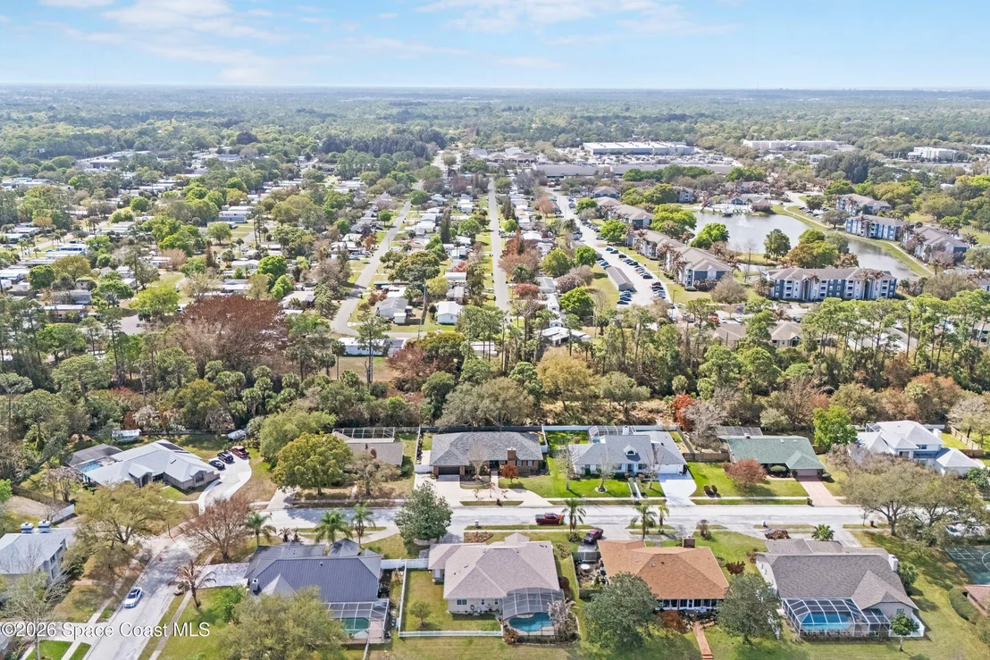Photo of 572 Lake Ashley Circle