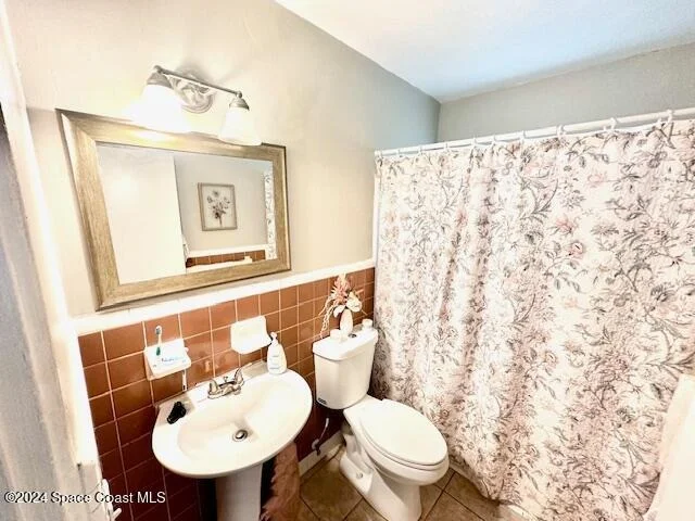 Photo of 941 Croton Road