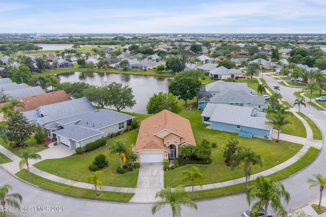 Photo of 2355 Addington Circle