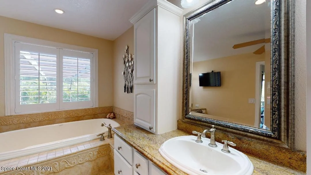 Photo of 160 Utopia Circle