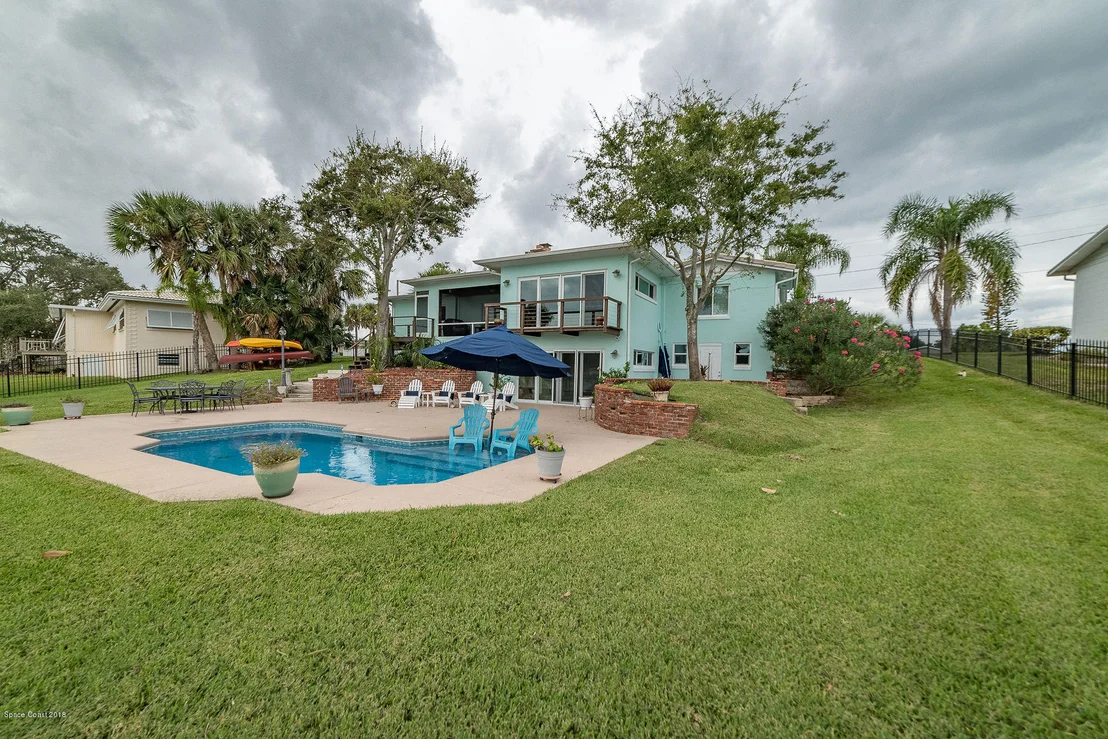 Photo of 1131 Rivermont Drive
