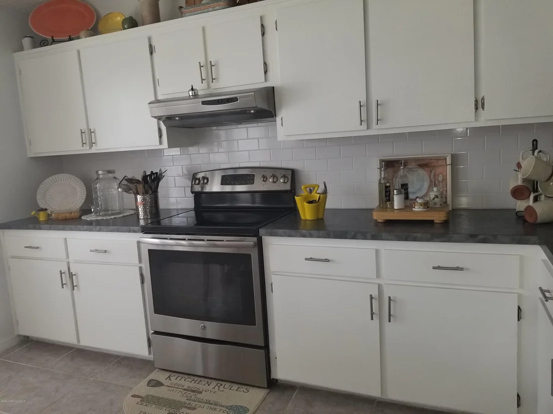 Photo of 5095 Carter Street