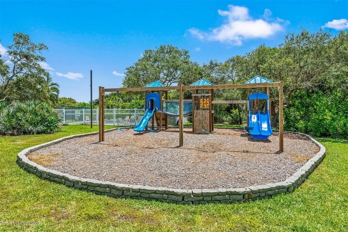 Photo of 840 Peregrine Drive