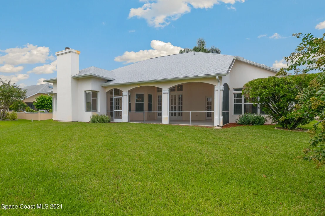 Photo of 476 Kimberly Drive