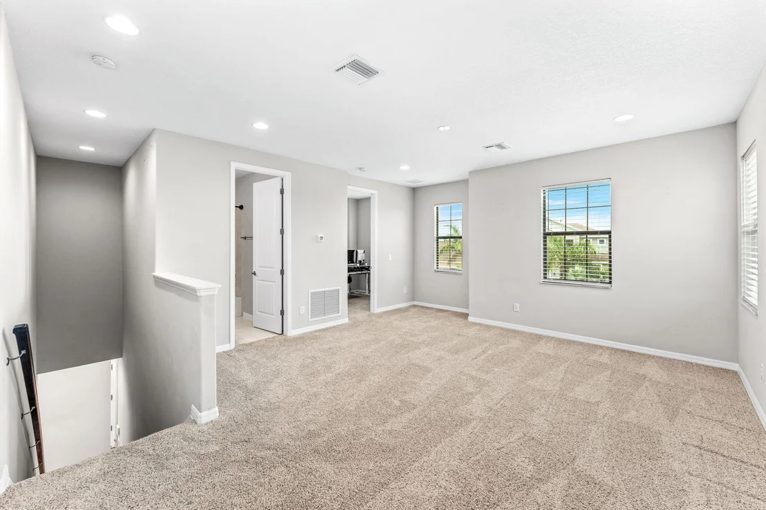 Photo of 7654 Poulicny Lane