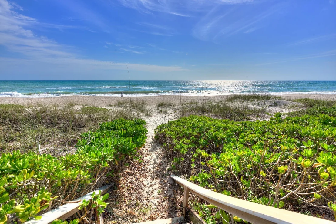 Photo of 2055 N Highway A1a