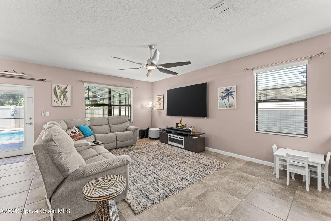 Photo of 618 Coyote Drive