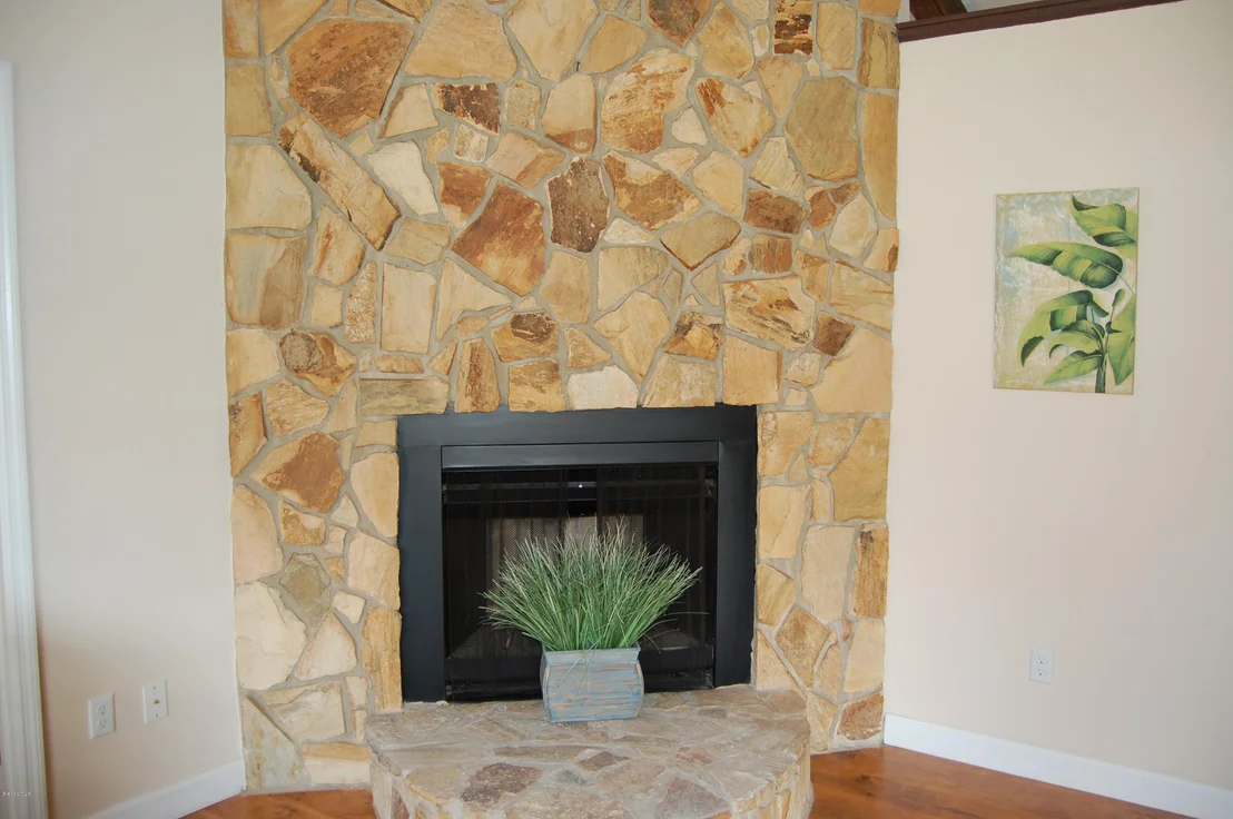 Photo of 6411 Cable Avenue
