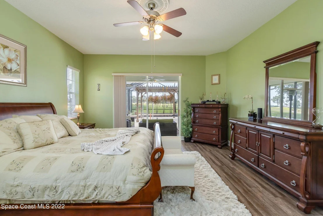 Photo of 2024 Windbrook Drive SE