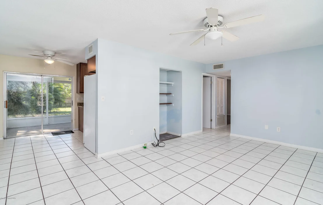 Photo of 2938 Chipper Drive NE