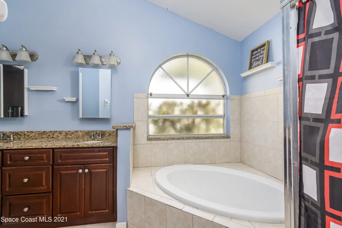 Photo of 3232 Lago Vista Drive