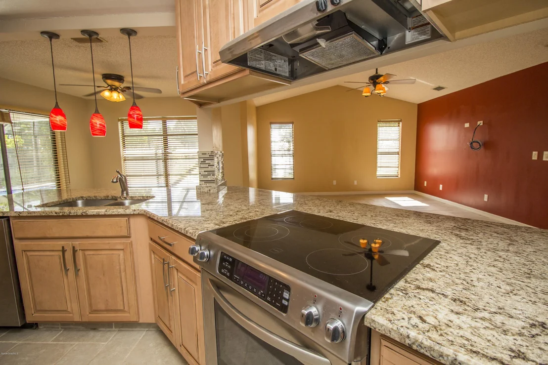 Photo of 2483 NOBILITY Avenue