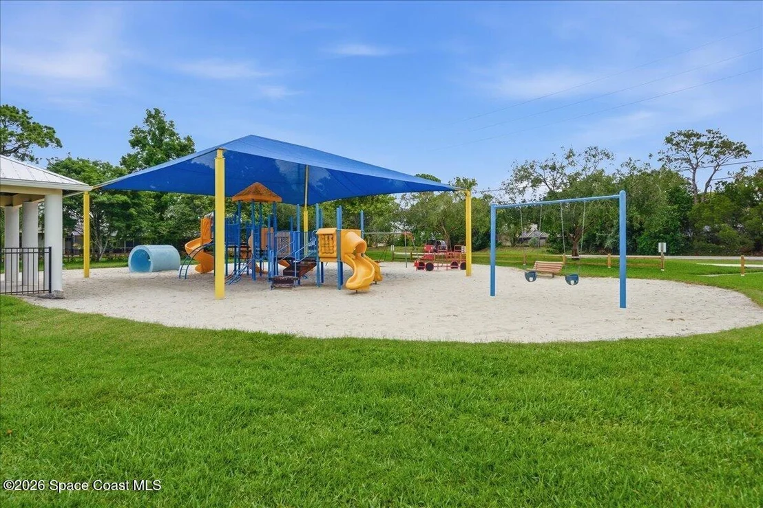 Photo of 560 Sawgrass Circle