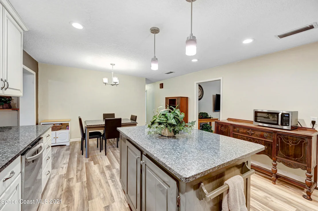 Photo of 2533 Meadow Lane