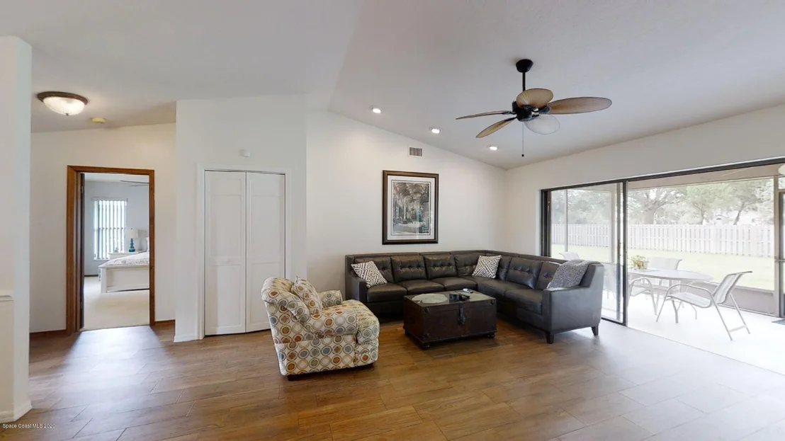Photo of 1380 Silver Lake Drive