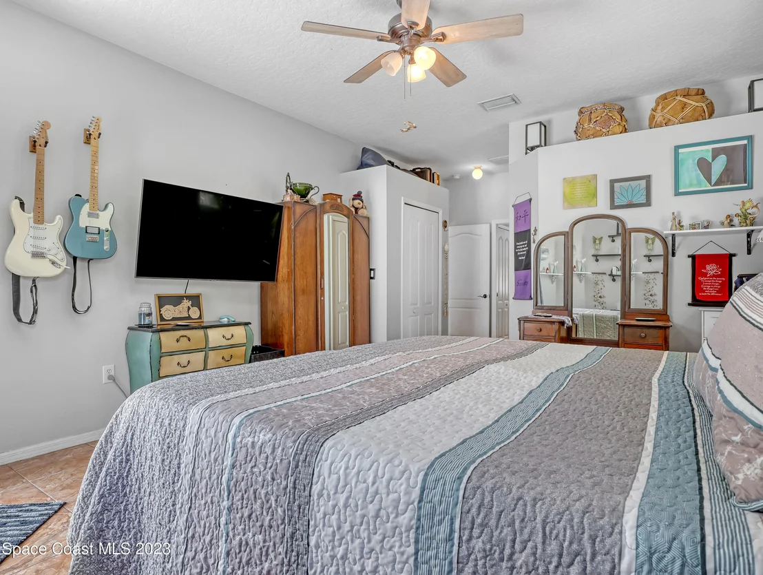 Photo of 5145 Palm Drive