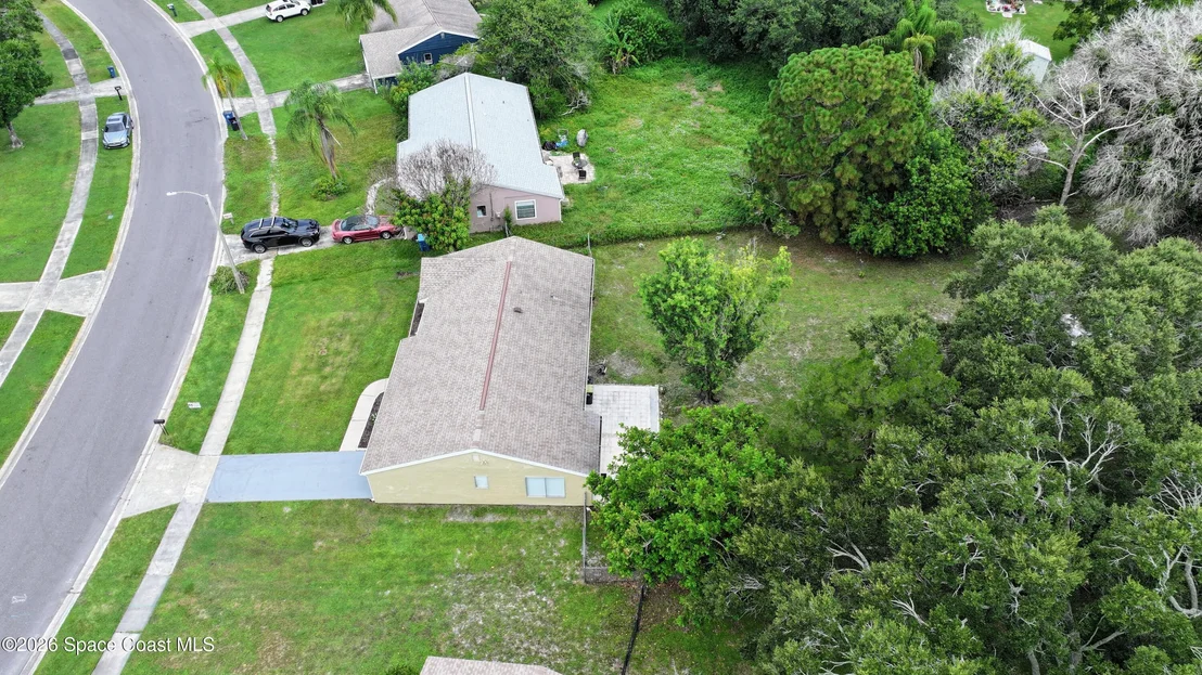 Photo of 1325 Ethel Circle NE