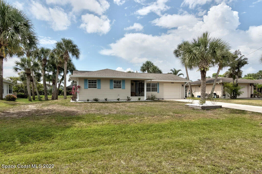 Photo of 1049 Carnation Drive