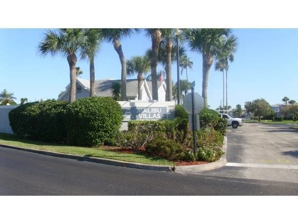 Photo of Unit 106 at 1485 NE Malibu