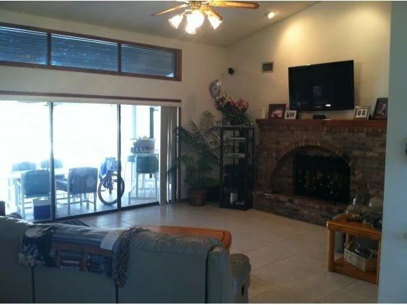 Photo of 494 North River Oaks