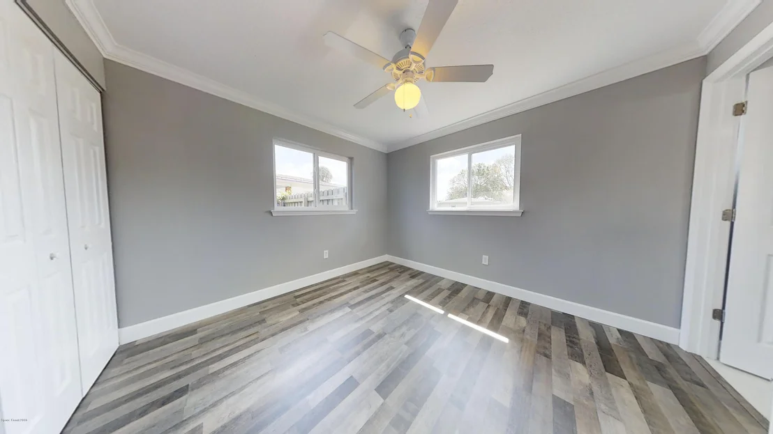 Photo of 872 Mohawk Avenue
