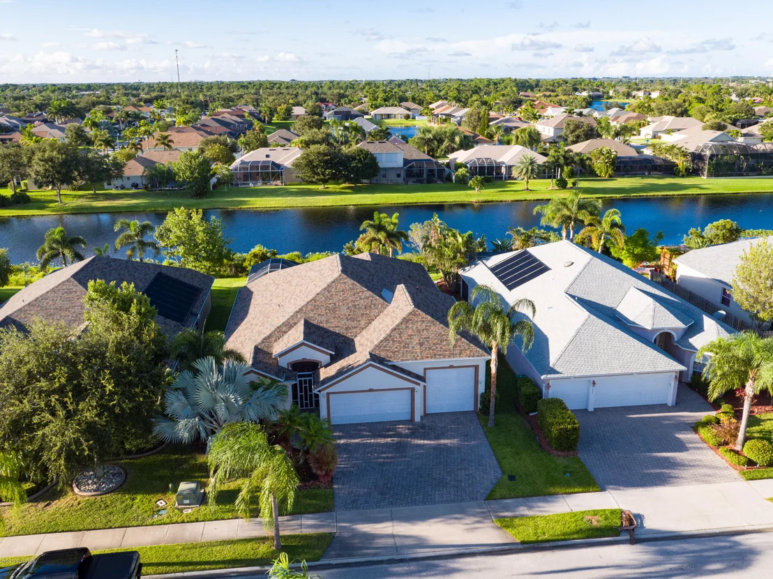 Photo of 1997 Auburn Lakes Drive