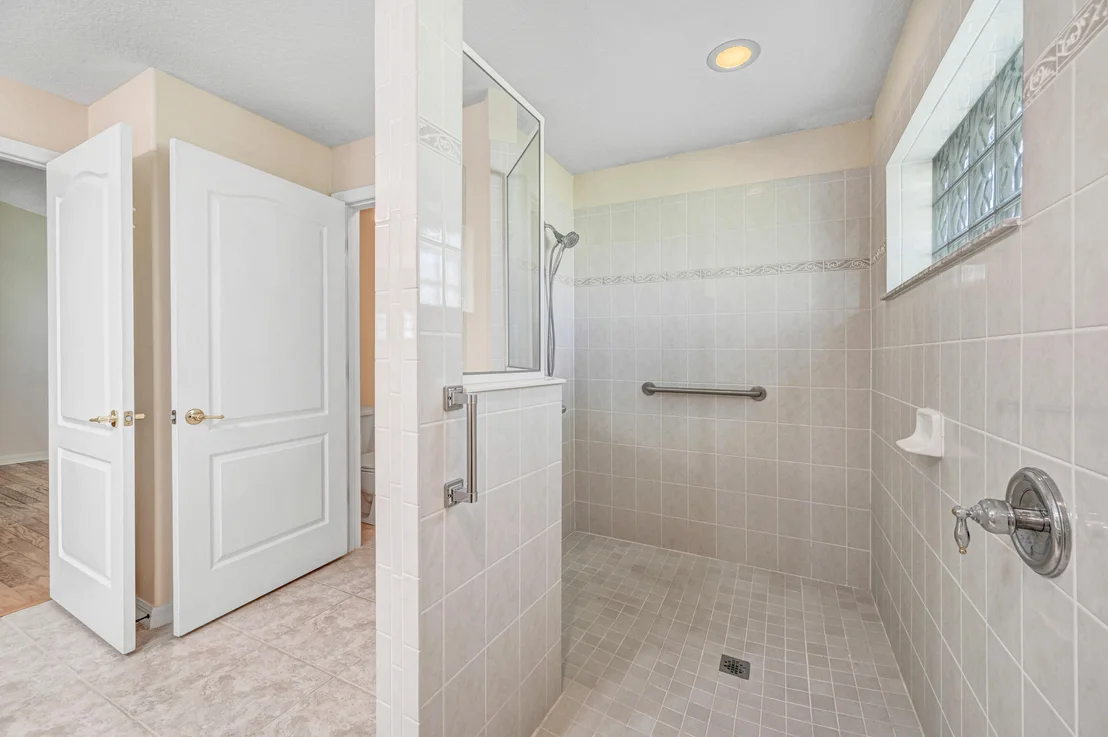Photo of 6987 Owen Drive