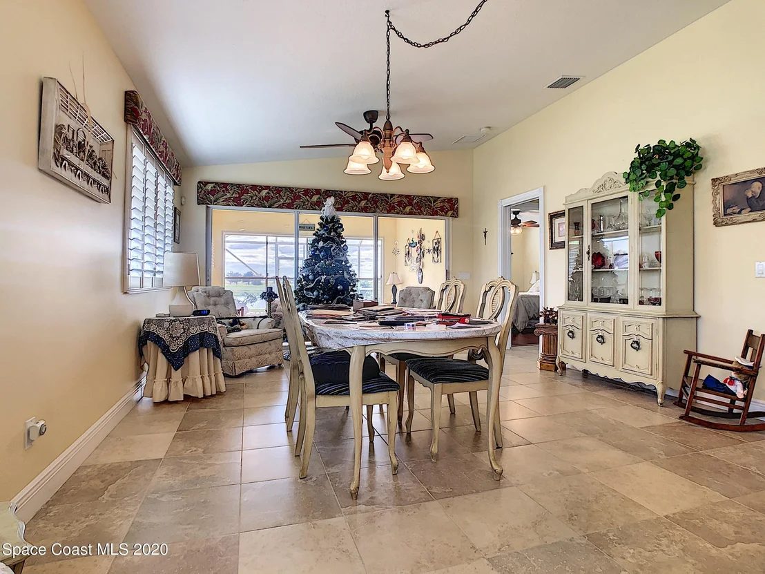 Photo of 3493 Hyperion Way SE