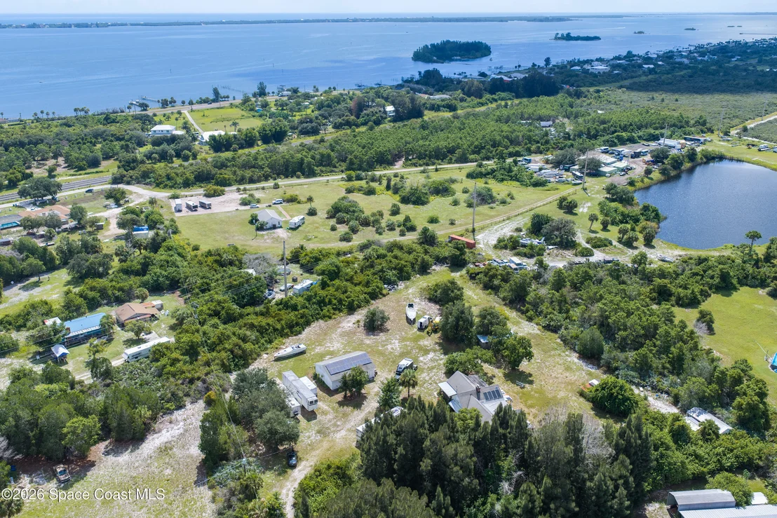 Photo of 6715 Whispering Pines Lane