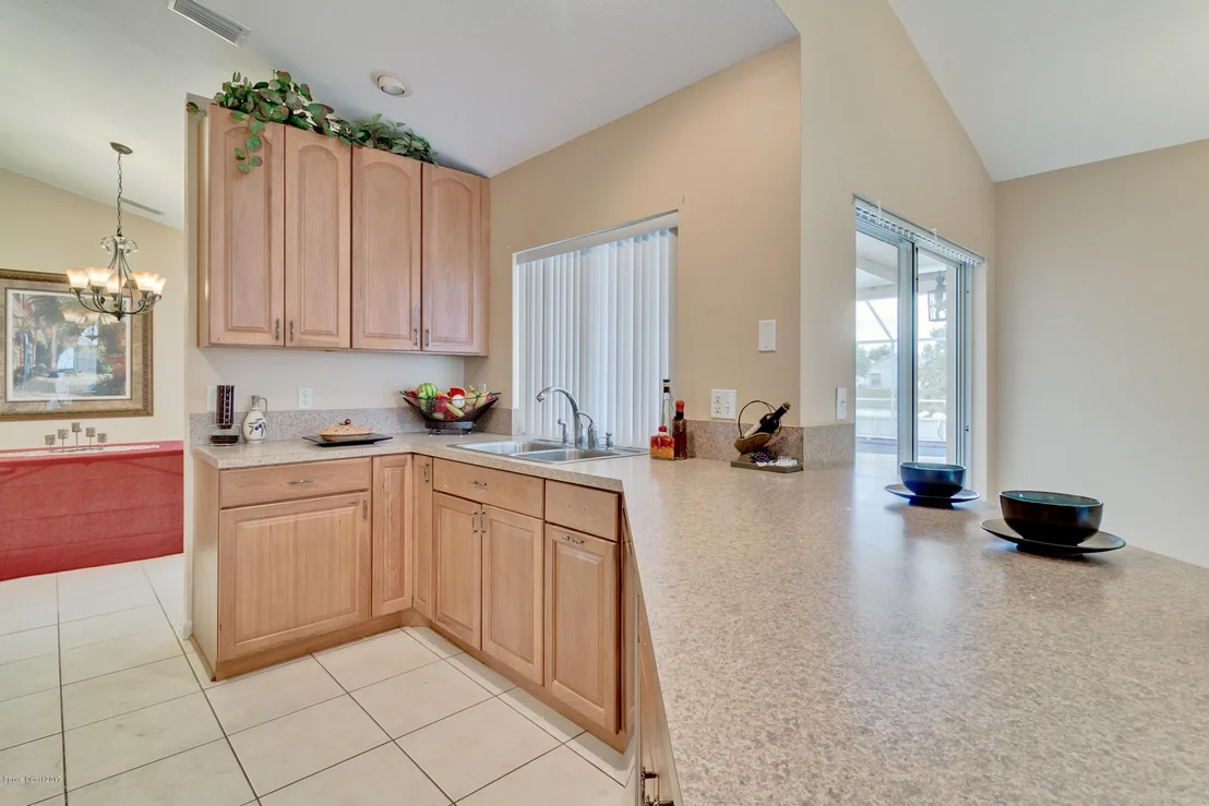 Photo of 607 Sandpiper Circle